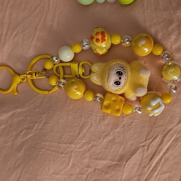 Monster Bag Charm Or Keychain - Picture 2 of 4